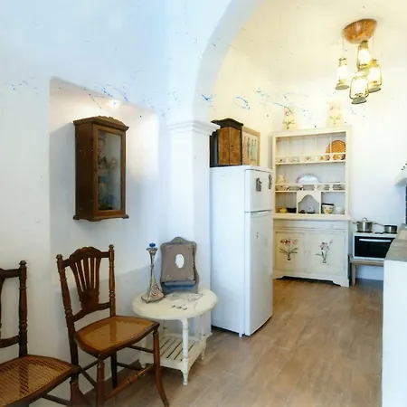 Rena's In Naxos * Vívlos